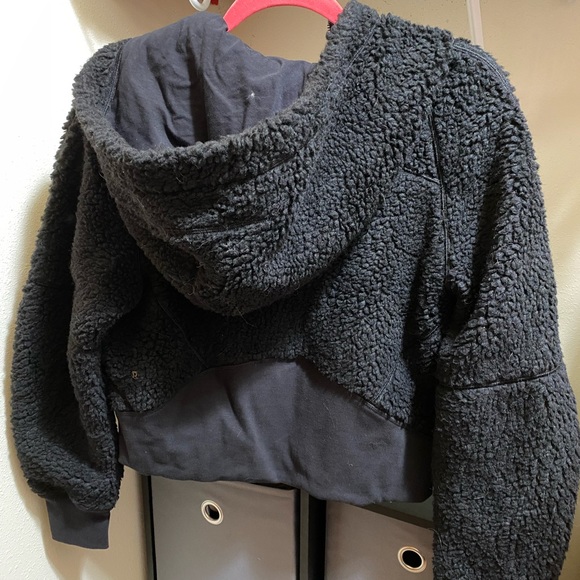 LULULEMON SCUBA OVERSIZED SHERPA 1/2 ZIP - Picture 6 of 6